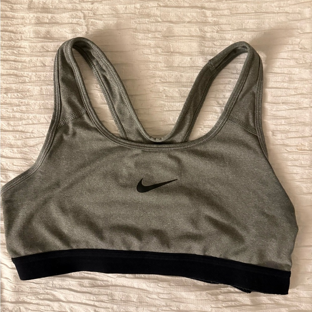Nike Gray and Black Sports Bra for Ultimate Comfort